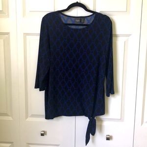 CHICO’S TRAVELERS BLACK AND COBALT PRINT TOP